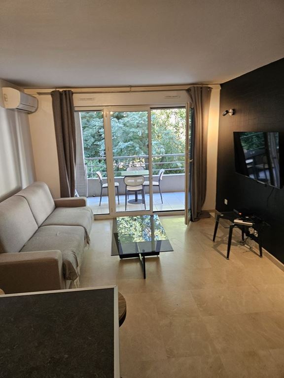 Appartement T2 CANNES 1000€ ANDERSEN PROPERTIES Appartement T2 CANNES 1000€ ANDERSEN PROPERTIES