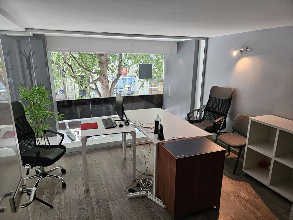 Appartement Local commercial ANTIBES 499000€ ANDERSEN PROPERTIES Appartement Local commercial ANTIBES 499000€ ANDERSEN PROPERTIES